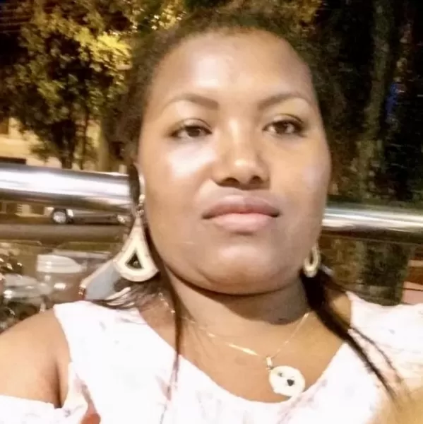 Nota de Falecimento: Islaine Teles da Cruz de Souza de 38 anos 