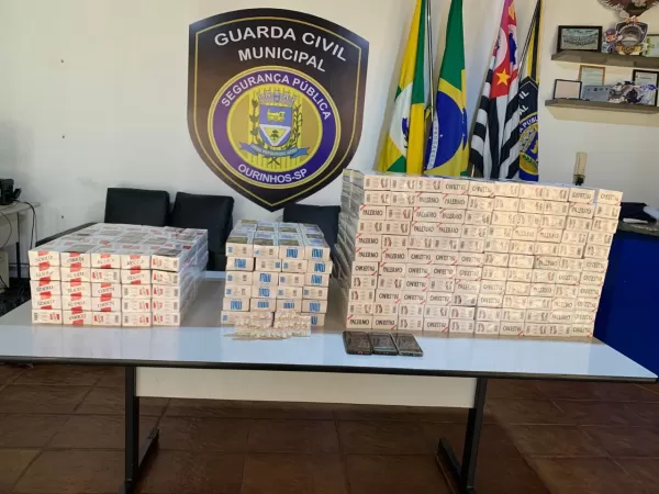 GCM apreende mais de 3 mil maços de cigarros contrabandeados e prende três pessoas em Ourinhos