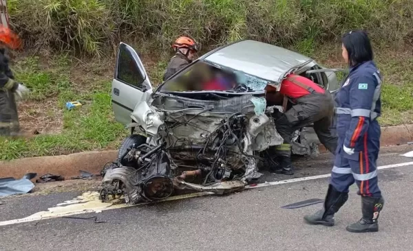 Dois acidentes deixam mortos em rodovia e avenida no interior de SP; um na Raposo Tavares