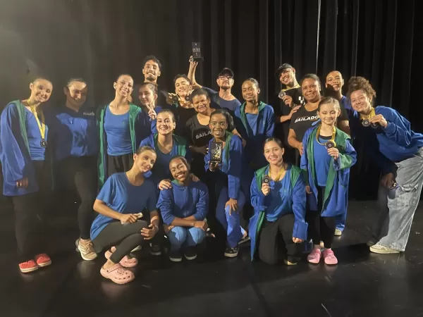 Escola Municipal de Bailado de Ourinhos conquista sequência histórica de prêmios em dois grandes festivais