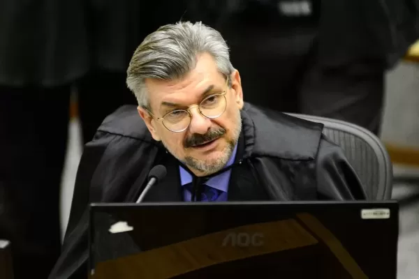 STJ aplica punição inédita e decide pela perda do cargo do ministro Marco Buzzi por assédio e importunação sexual