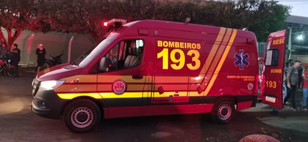 Grave acidente entre carro e moto é registrado na Rodovia Raposo Tavares, em Ourinhos