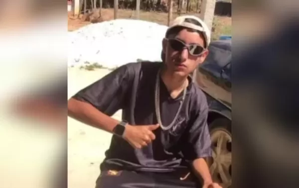 Homem mata jovem de 16 anos que estava sozinho com a filha em casa no interior de SP