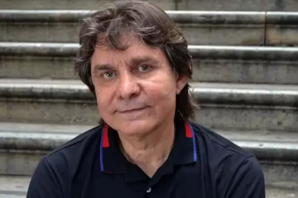 Morre Lô Borges, ícone da música brasileira e fundador do Clube da Esquina, aos 73 anos