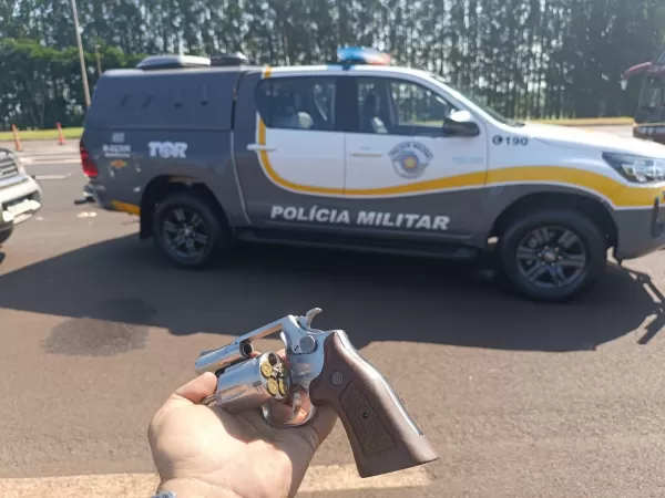 TOR prende homem por porte ilegal de arma na SP-327 em Santa Cruz do Rio Pardo