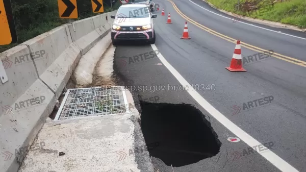 Trecho de serra entre Torrinha e Santa Maria da Serra é interditado para obras de emergência após chuvas