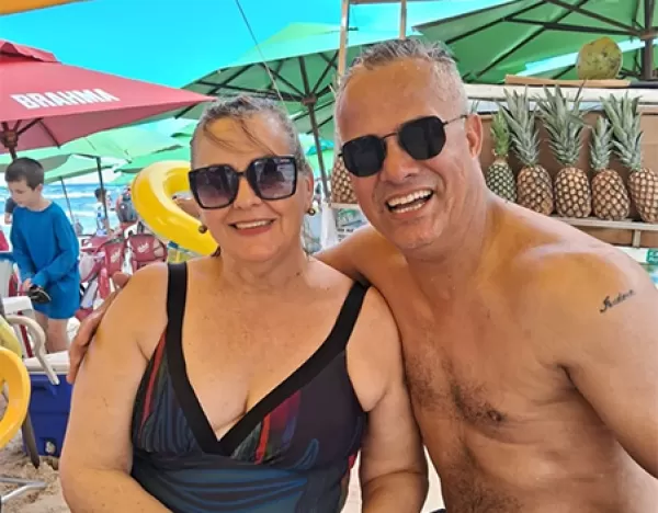 Homem é morto a tiros dentro de bar no centro de Palmital; suspeito foge de moto