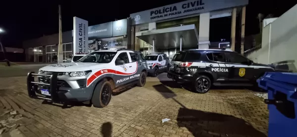 Frentista é preso por tráfico de drogas e posse de arma com numeração suprimida em Ourinhos
