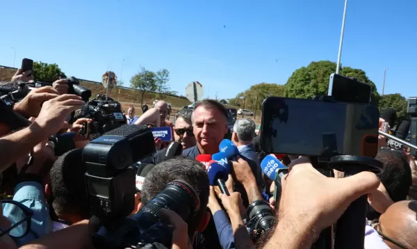 Maioria da 1ª Turma do STF vota por manter cautelares contra Bolsonaro