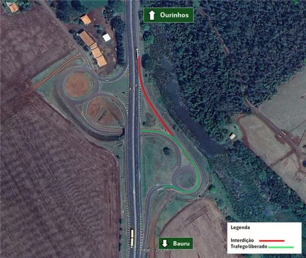 Alça de acesso à SP-327 também é fechada nesta sexta, 7, em Santa Cruz do Rio Pardo