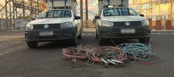 Homem é detido com fios furtados no Jardim das Paineiras, em Ourinhos