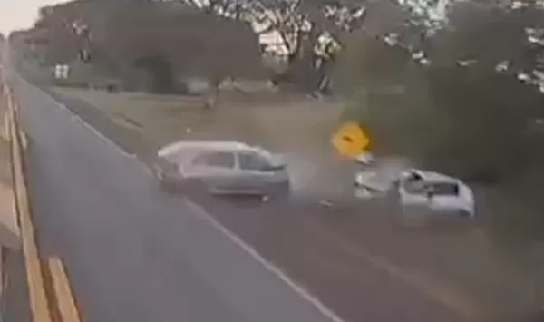 Vídeo mostra momento do acidente que tirou a vida de jovem na SP-225 em Santa Cruz do Rio Pardo