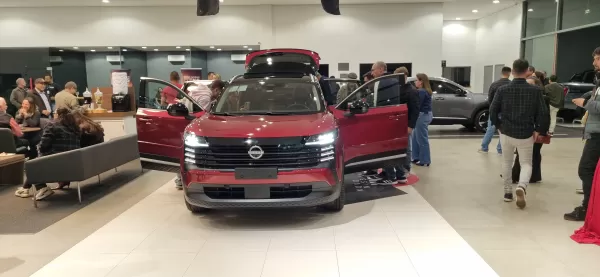 Coquetel de lançamento do novo Nissan Kicks 2026 reúne convidados e surpreende em Ourinhos