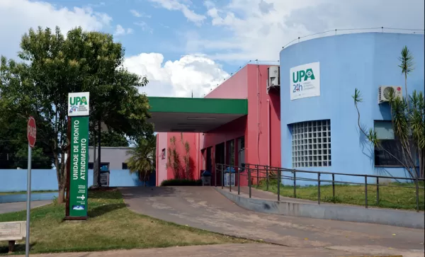 Briga generalizada termina em esfaqueamento e agressões brutais em Santa Cruz do Rio Pardo durante feriado de Corpus Christi