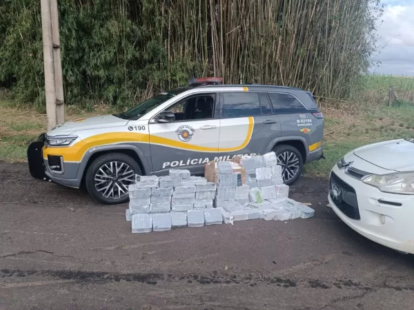  TOR apreende R$ 450 mil em peças de celular de origem paraguaia em Santa Cruz do Rio Pardo