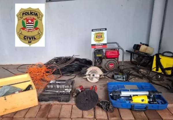 Polícia Civil prende homem por receptação e apreende celulares, ferramentas e equipamentos durante operação em Palmital