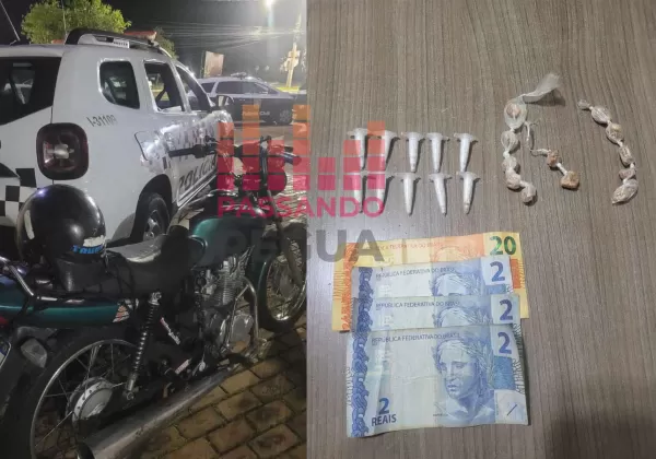 Polícia Militar apreende drogas e detém dupla por tráfico e corrupção de menor em Ourinhos