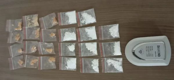 Homem é preso por tráfico de drogas em Ipaussu após ser flagrado com cocaína, crack e dinheiro em espécie