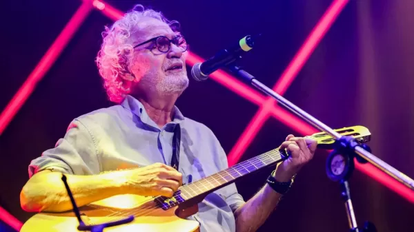 SESI Ourinhos terá show gratuito com Renato Teixeira 
