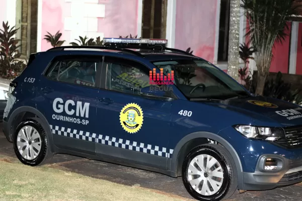 GCM de Ourinhos prende acusado de violência doméstica e captura procurado da Justiça após perseguição