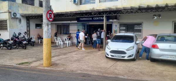 Prefeitura de Ourinhos explica filas na Farmácia Central e promete normalização na próxima semana