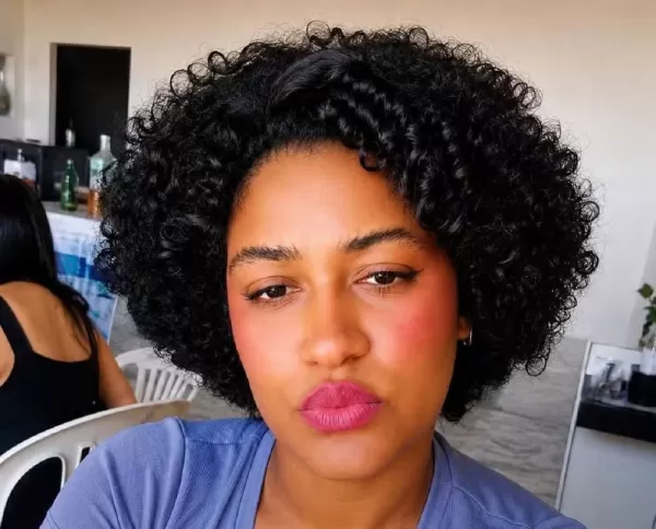 Jovem de 23 anos que deu à luz gêmeos prematuros morre e deixa cinco filhos em Araçatuba 