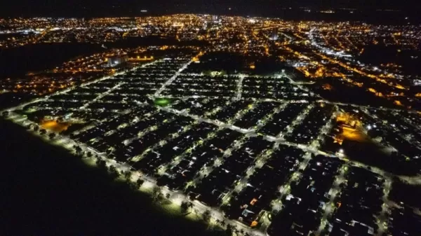 Prefeitura de Ourinhos notifica devedores da Contribuição de Iluminação Pública (CIP) e alerta para prazo de 30 dias