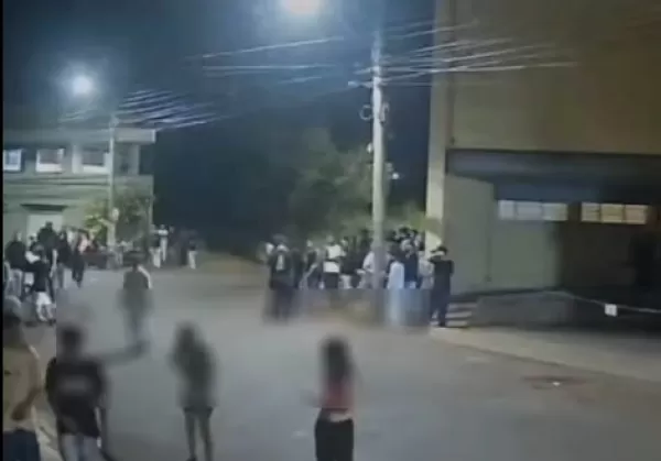 Vereador denuncia baderna e depredação em ruas ao redor do Ourinhos Plaza Shopping 