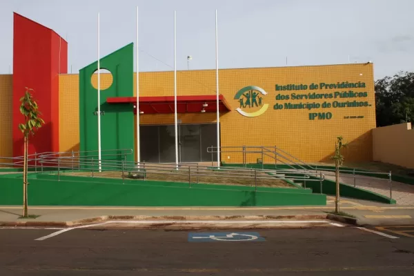 Diretor do IPMO desmente boatos e garante segurança no pagamento de aposentadorias e pensões