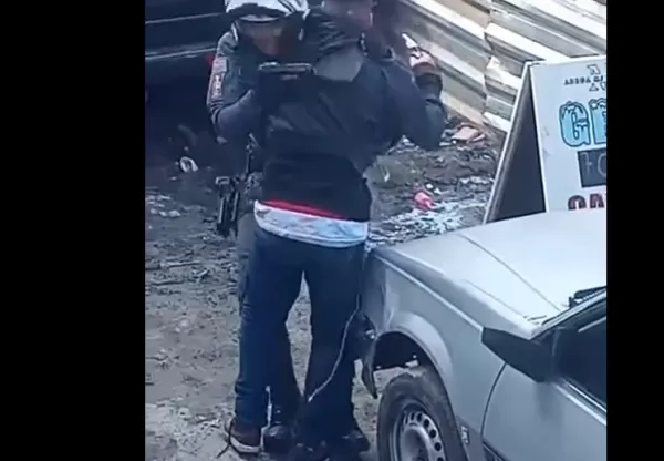 Vídeo: PM é baleado no pescoço durante perseguição em Paraisópolis; operação mobiliza 300 policiais