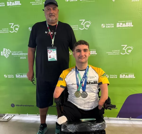Atleta da AOBE Ourinhos, Miguel Horácio, brilha em competição nacional de natação paralímpica