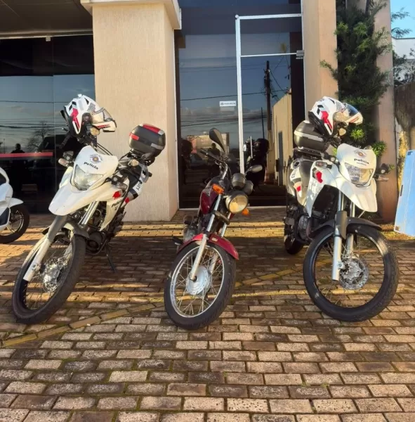 Jovem é abordado com motocicleta com apontamento de furto e negociação vira alvo de investigação em Ourinhos
