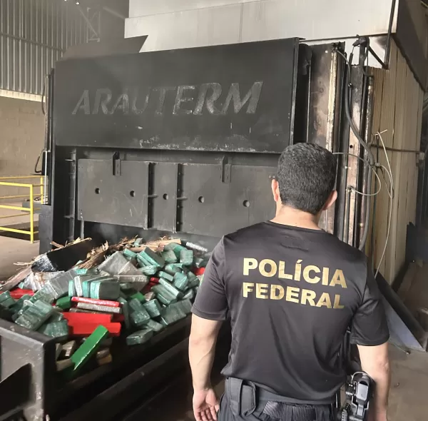 Polícia Federal incinera 1.3 tonelada de drogas apreendidas na região de Ourinhos