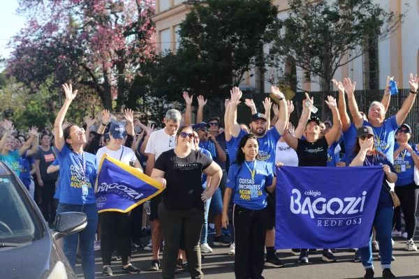 Colégio Bagozzi de Ourinhos realiza 2ª edição da “Caminhada da Família” e reforça conscientização ambiental