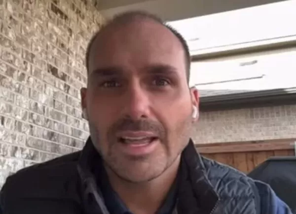 Eduardo Bolsonaro celebra possível sanção dos EUA a Alexandre de Moraes e condiciona volta ao Brasil à medida