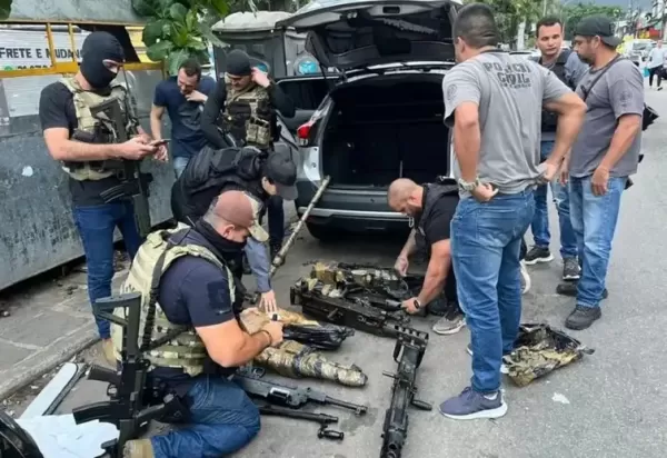 Suspeitos de negociar armas de arsenal do Exército são presos em SP
