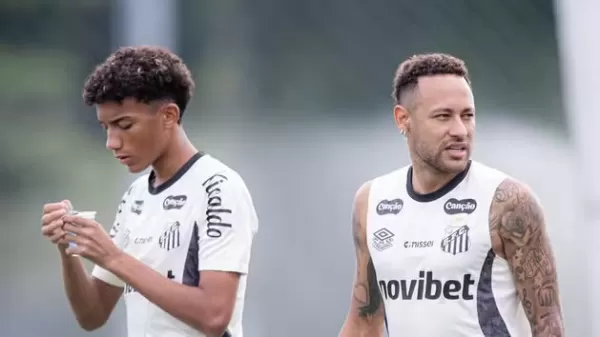 Robinho Jr. notifica Santos e acusa Neymar de agressão durante treino no CT Rei Pelé