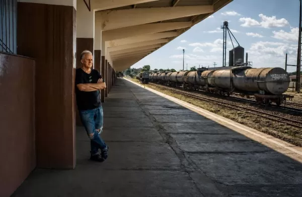 João Neto: Onde os trilhos ainda lembram