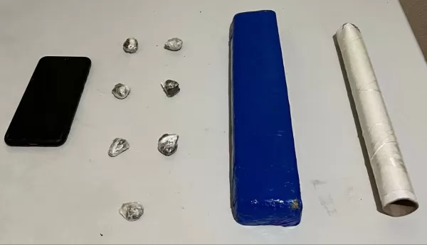 Homem é preso por tráfico de drogas no bairro Itajubi em Ourinhos após denúncias anônimas