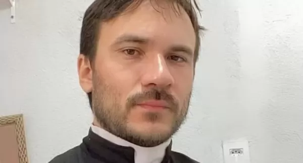 Sucesso na web, Padre Fabrício Rodrigues morre após grave acidente dias depois de fazer 29 anos
