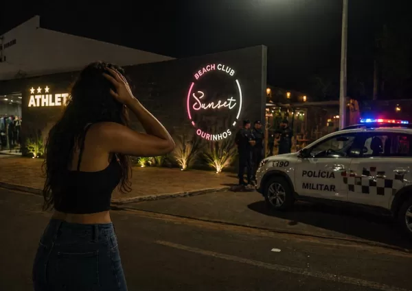 Motocicleta é furtada em frente clube esportivo em Ourinhos; vítima percebe crime ao sair do local