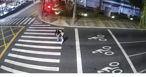 Duas jovens morrem atropeladas por carro em alta velocidade em São Caetano do Sul; motorista é investigado por homicídio com dolo eventual