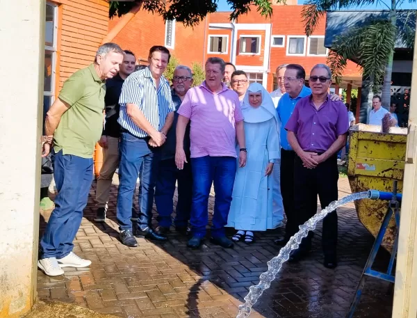 Deputado Luiz Carlos Motta visita Lar Santa Teresa Jornet e contempla perfuração de poço artesiano