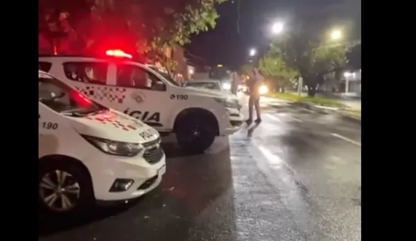 Empresário é detido em Ourinhos com carro investigado por estelionato e reboque com sinais suprimidos