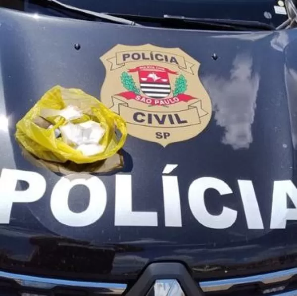 Polícia prende homem por tráfico de drogas após investigação de homicídio em Espírito Santo do Turvo