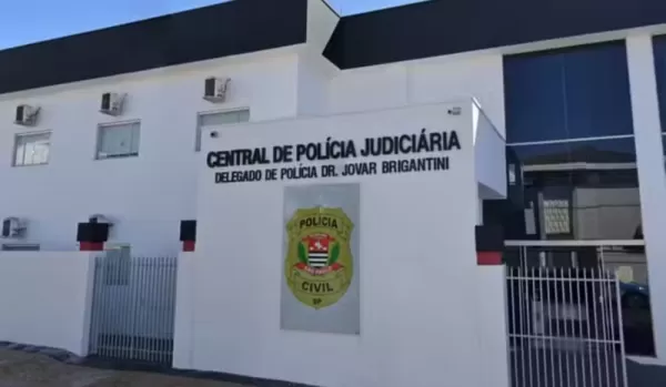 Homem é preso suspeito de tentar matar a companheira a facadas em Quatá