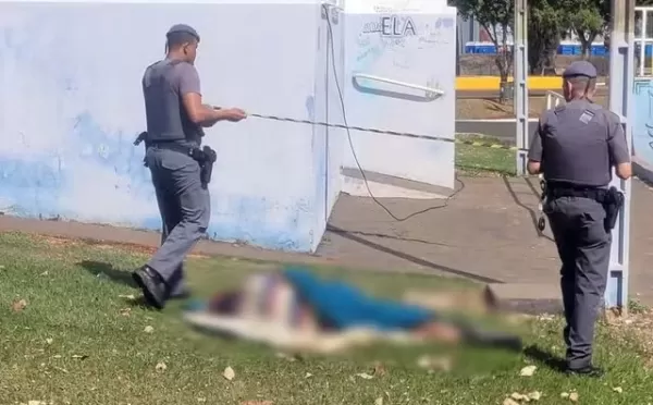 Homem é encontrado morto em praça central de Taquarituba