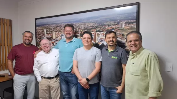 ACE Ourinhos recebe a visita do Presidente da ACIM de Marília