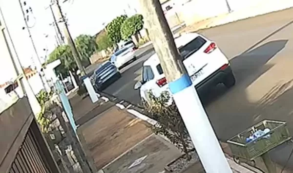 Homem é preso após furto a residência e perseguição policial em Ipaussu