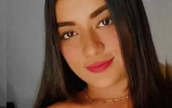 Mulher é presa suspeita de envolvimento na morte de jovem encontrada ao lado de piscina em Lins